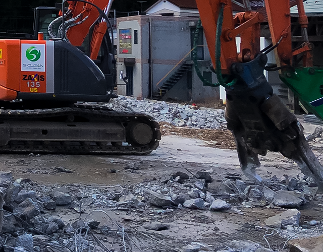 宮城・福島・山形エリアの解体工事はエスクリーン株式会社へ│求人募集中